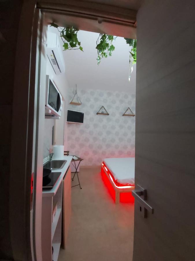 Il Re Dei Sogni Apartment Salerno Luaran gambar