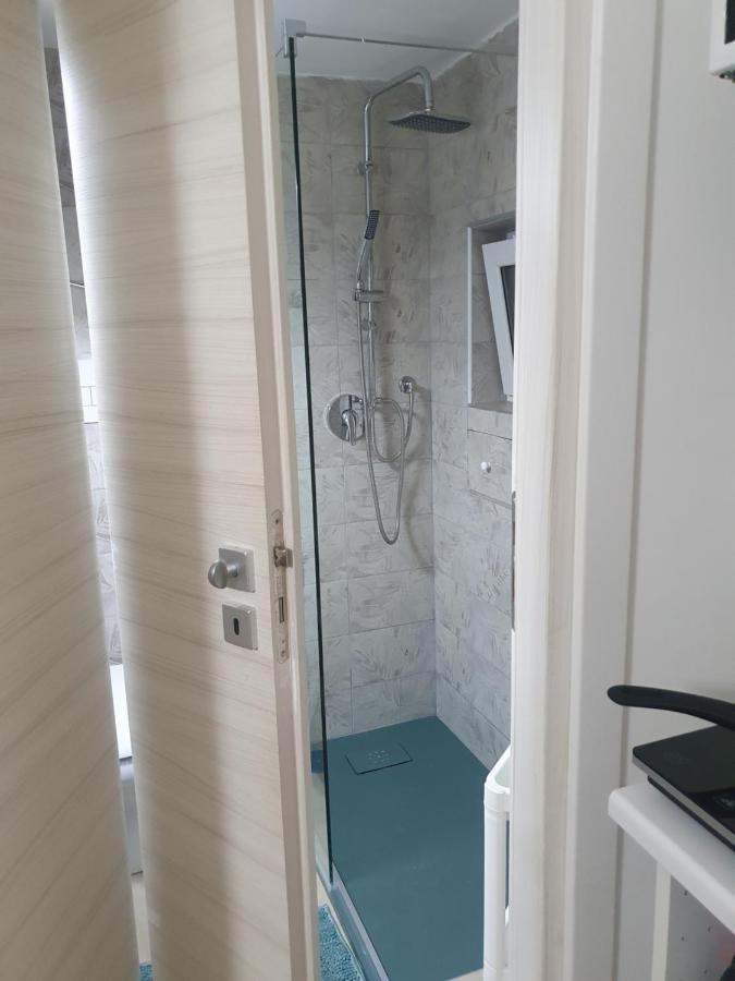 Il Re Dei Sogni Apartment Salerno Luaran gambar