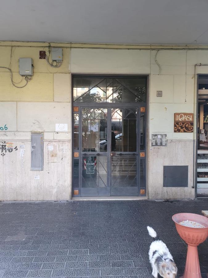 Il Re Dei Sogni Apartment Salerno Luaran gambar